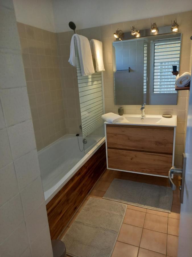 Appartement Ravinala à Saint-Francois  Extérieur photo